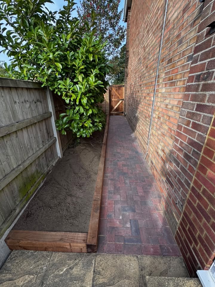 New garden gate installed by LNJ Maintenance